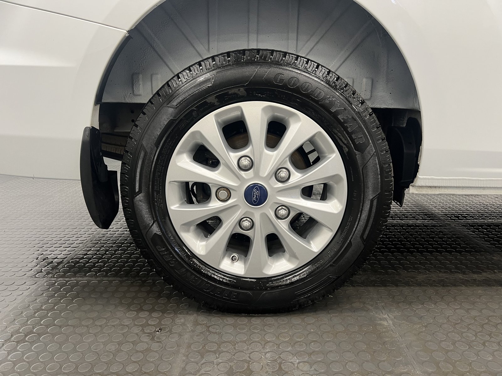 2023 Ford Transit Custom Panel Van — photo 25 of 25