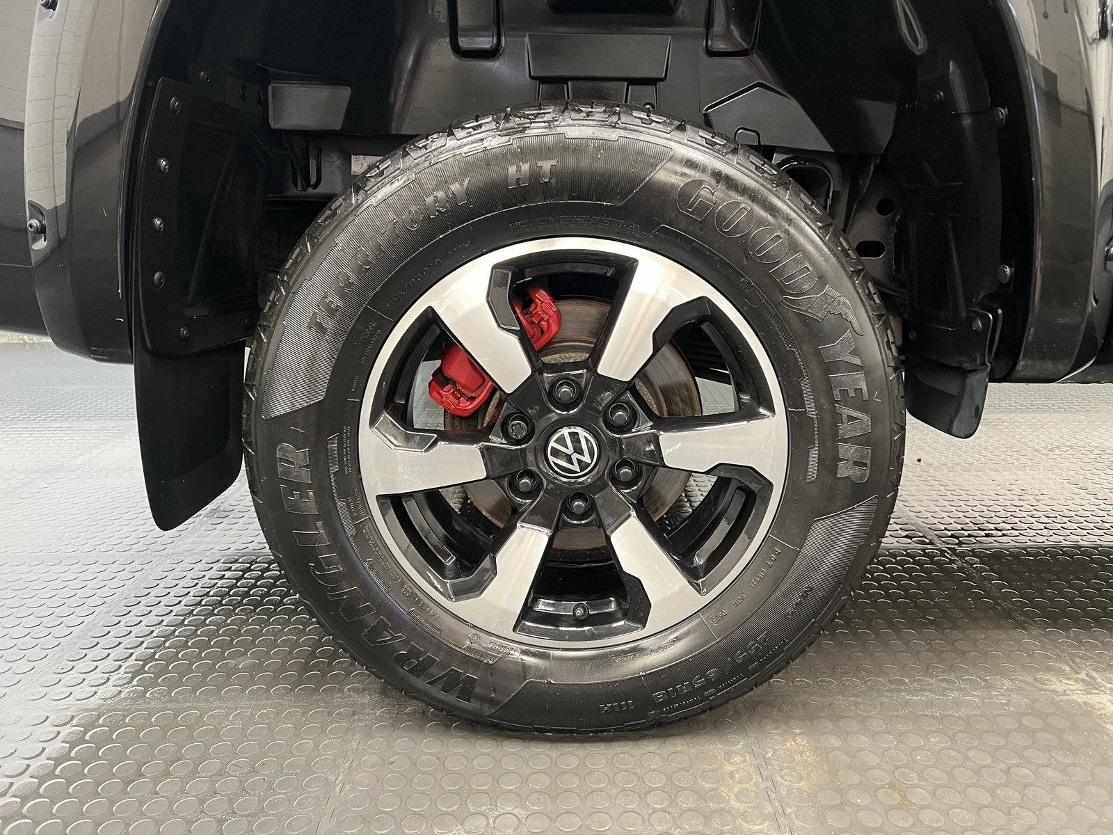 2024 Volkswagen Amarok Double Cab PickUp Van — photo 24 of 24