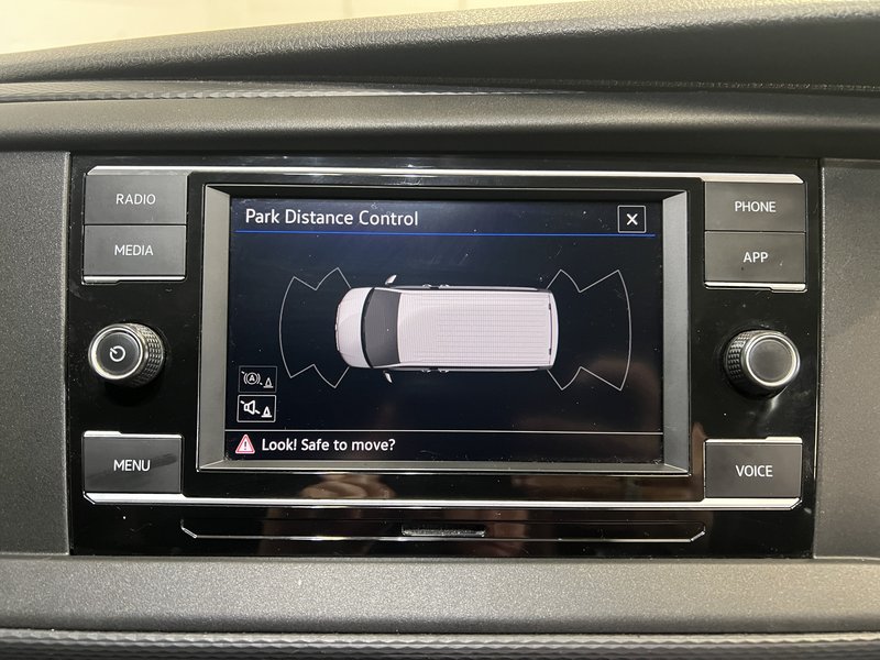 2021 Volkswagen Transporter Panel Van — photo 3 of 13