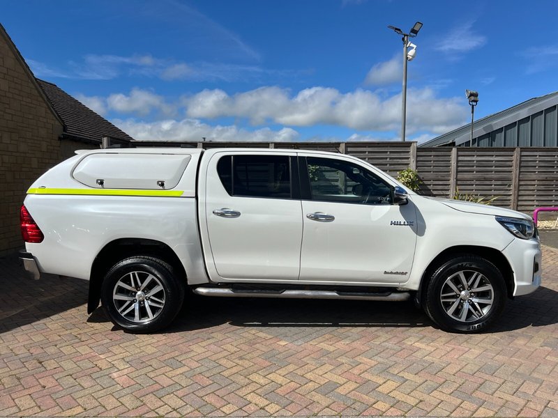 2019 Toyota Hilux Double Cab PickUp Van