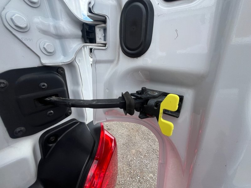 2023 Vauxhall Vivaro Panel Van — photo 3 of 13