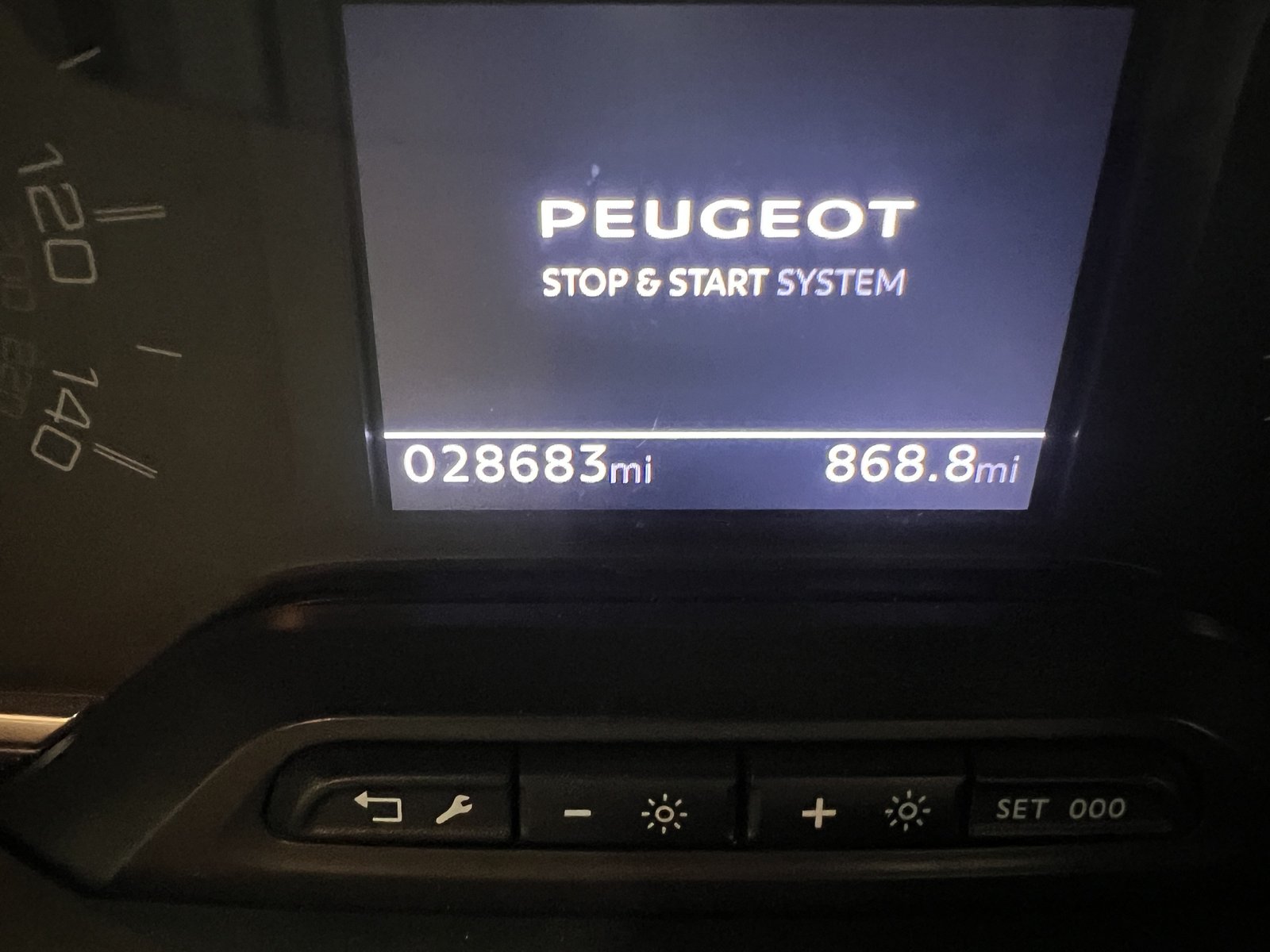2023 Peugeot Partner Panel Van — photo 2 of 5
