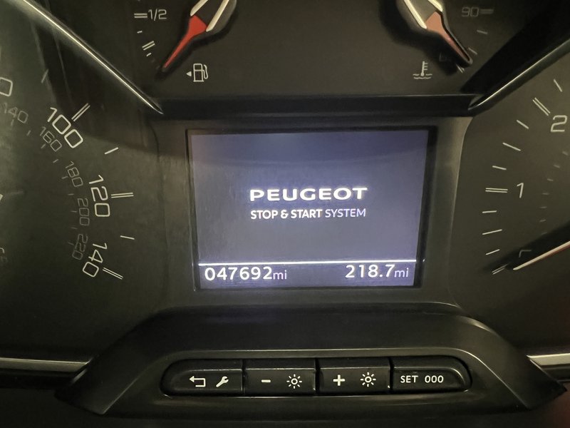 2023 Peugeot Partner Panel Van — photo 2 of 21