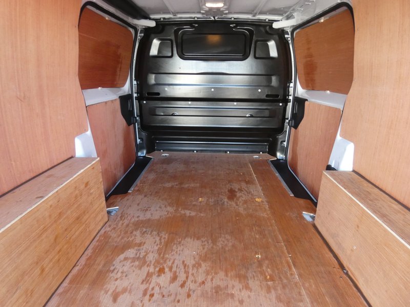 2023 Citroen Dispatch Panel Van — photo 3 of 12