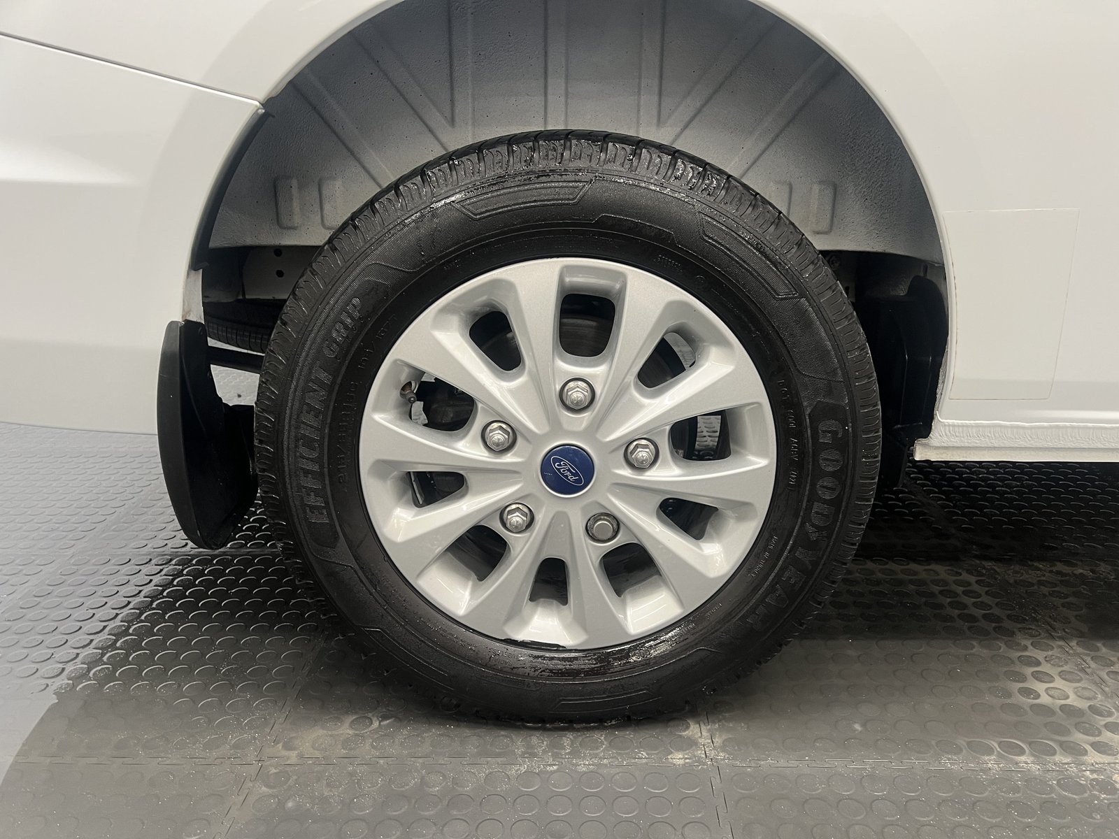 2022 Ford Transit Custom Panel Van — photo 26 of 26