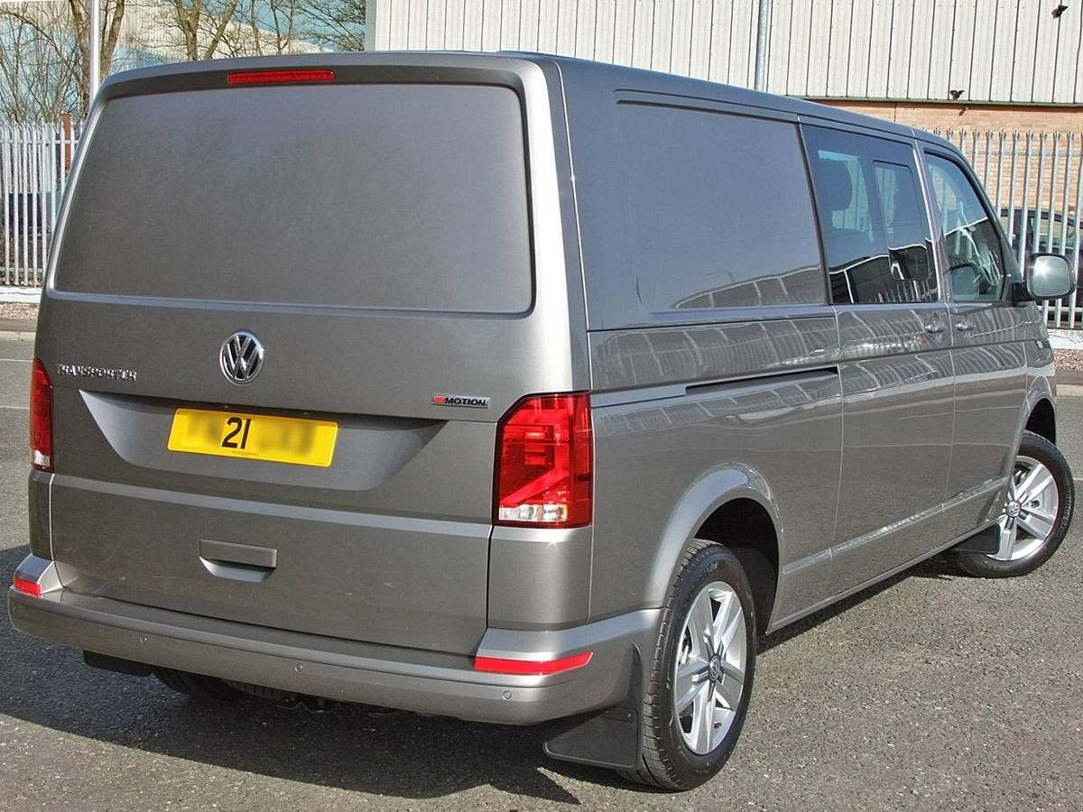 2021 Volkswagen Transporter Panel Van — photo 10 of 10