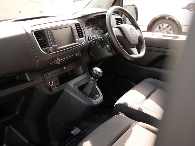 2025 Toyota Proace Panel Van