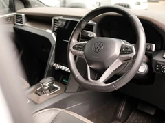 2024 Volkswagen Amarok PickUp Van — cab interior