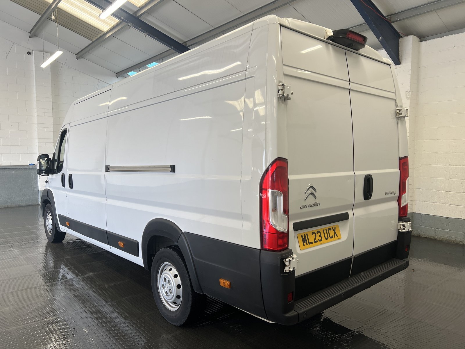 2023 Citroen Relay High Roof Panel Van — photo 1 of 4