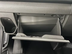 2023 Ford Transit Custom Panel Van — cab interior