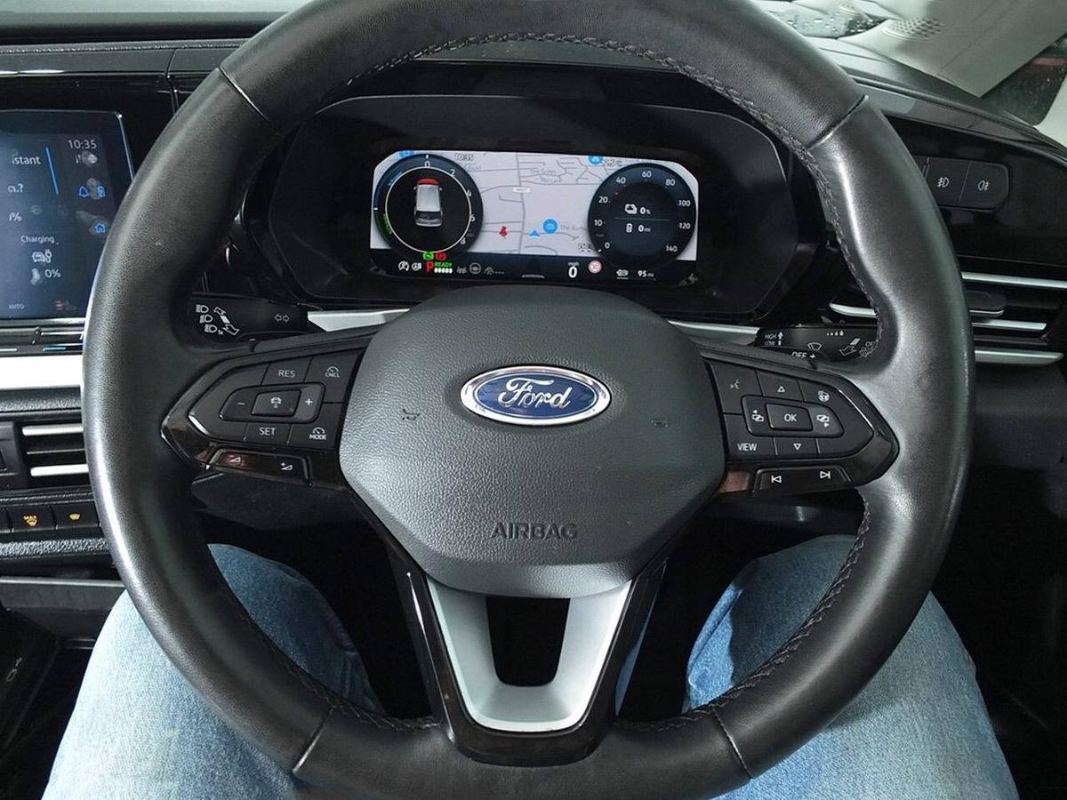 2025 Ford Transit Connect Panel Van — photo 1 of 8