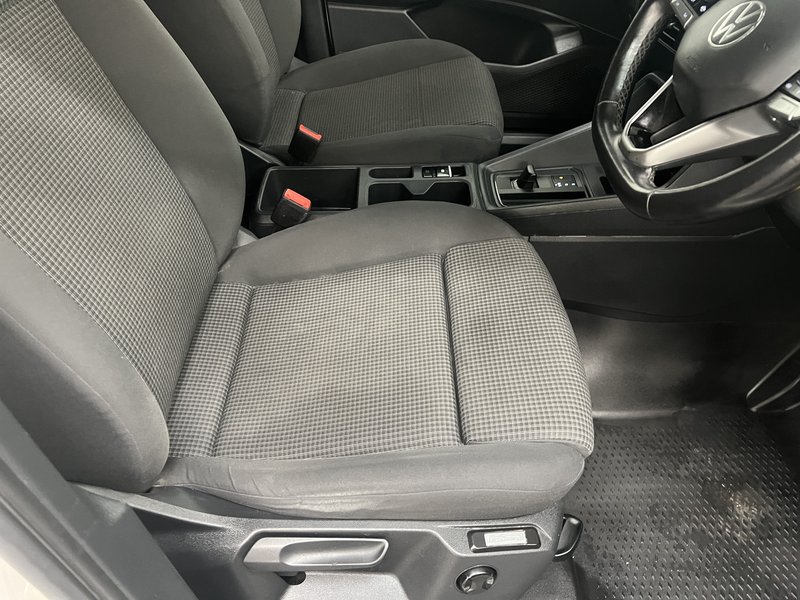 2021 Volkswagen Caddy Panel Van — photo 2 of 22