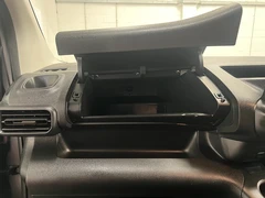 2023 Vauxhall Combo Panel Van — cab interior