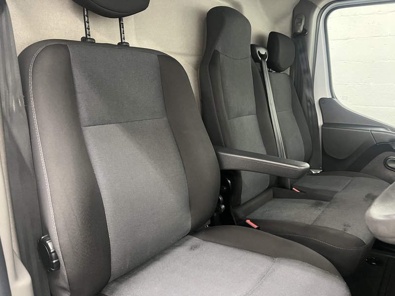 2023 Nissan Interstar High Roof Panel Van