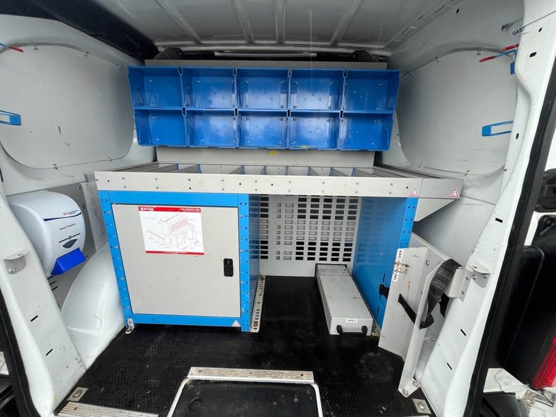 2019 Vauxhall Vivaro Panel Van — photo 2 of 7