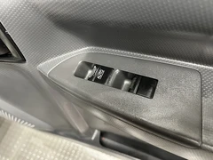 2023 Isuzu Grafter Dropside Van — detail