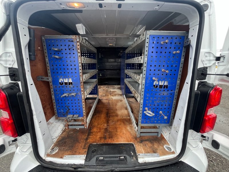 2023 Vauxhall Vivaro Panel Van — photo 2 of 4