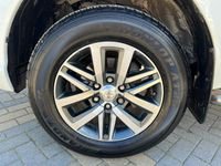 2019 Toyota Hilux Double Cab PickUp Van — detail