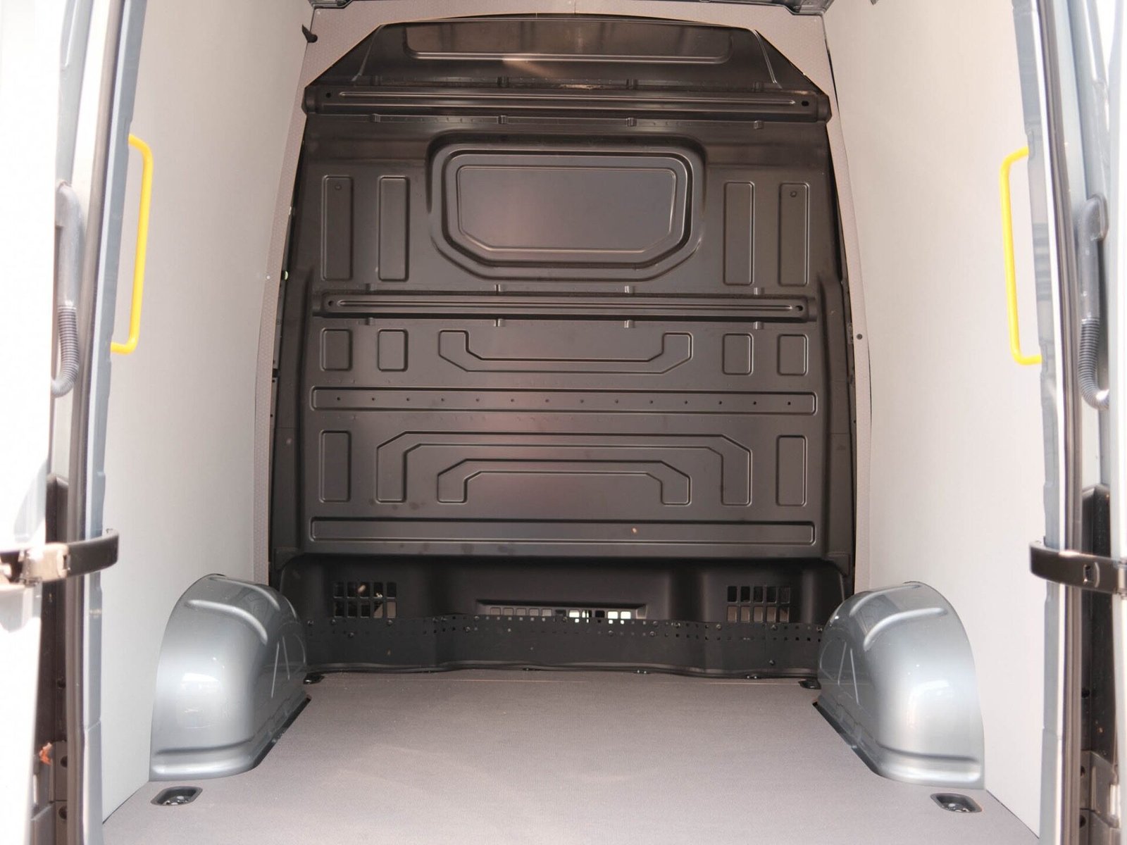 2024 MAN TGE Panel Van — photo 1 of 1