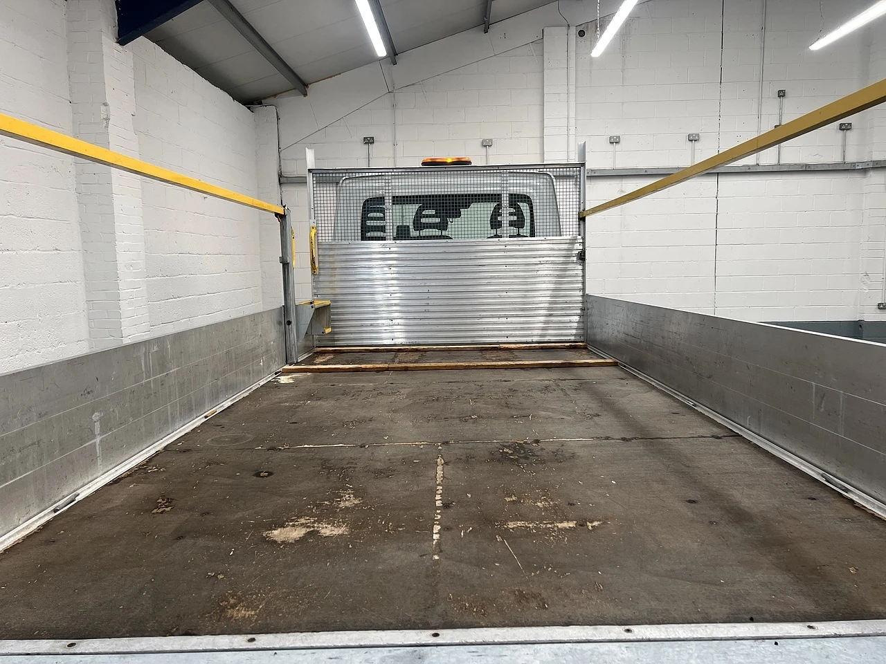 2022 Iveco Daily Dropside Van — cab interior