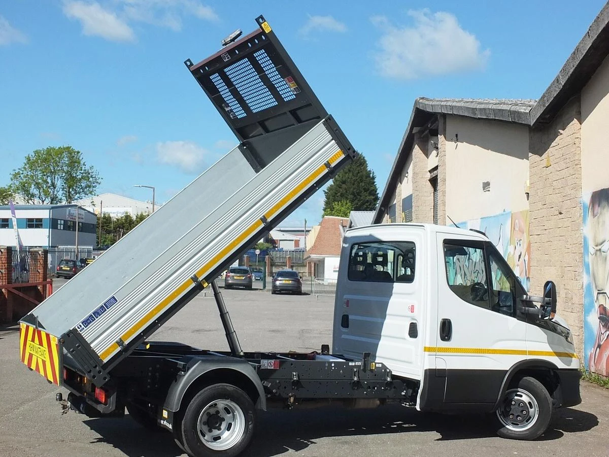 2023 Iveco Daily Tipper Van — rear three-quarter view