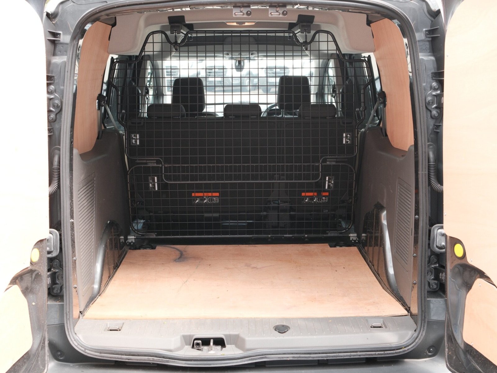 2024 Ford Transit Connect Panel Van — photo 3 of 3