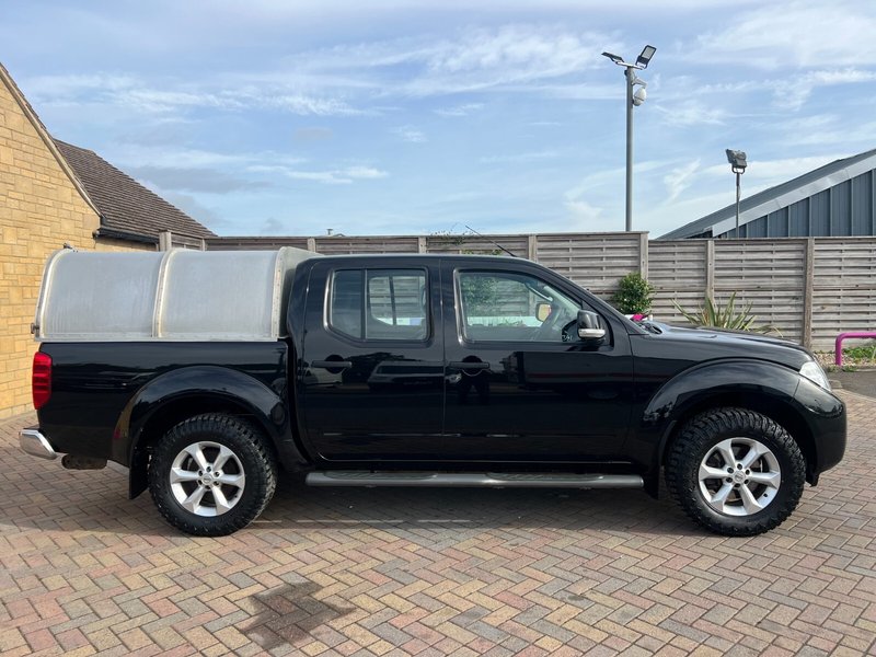 2015 Nissan Navara Double Cab PickUp Van
