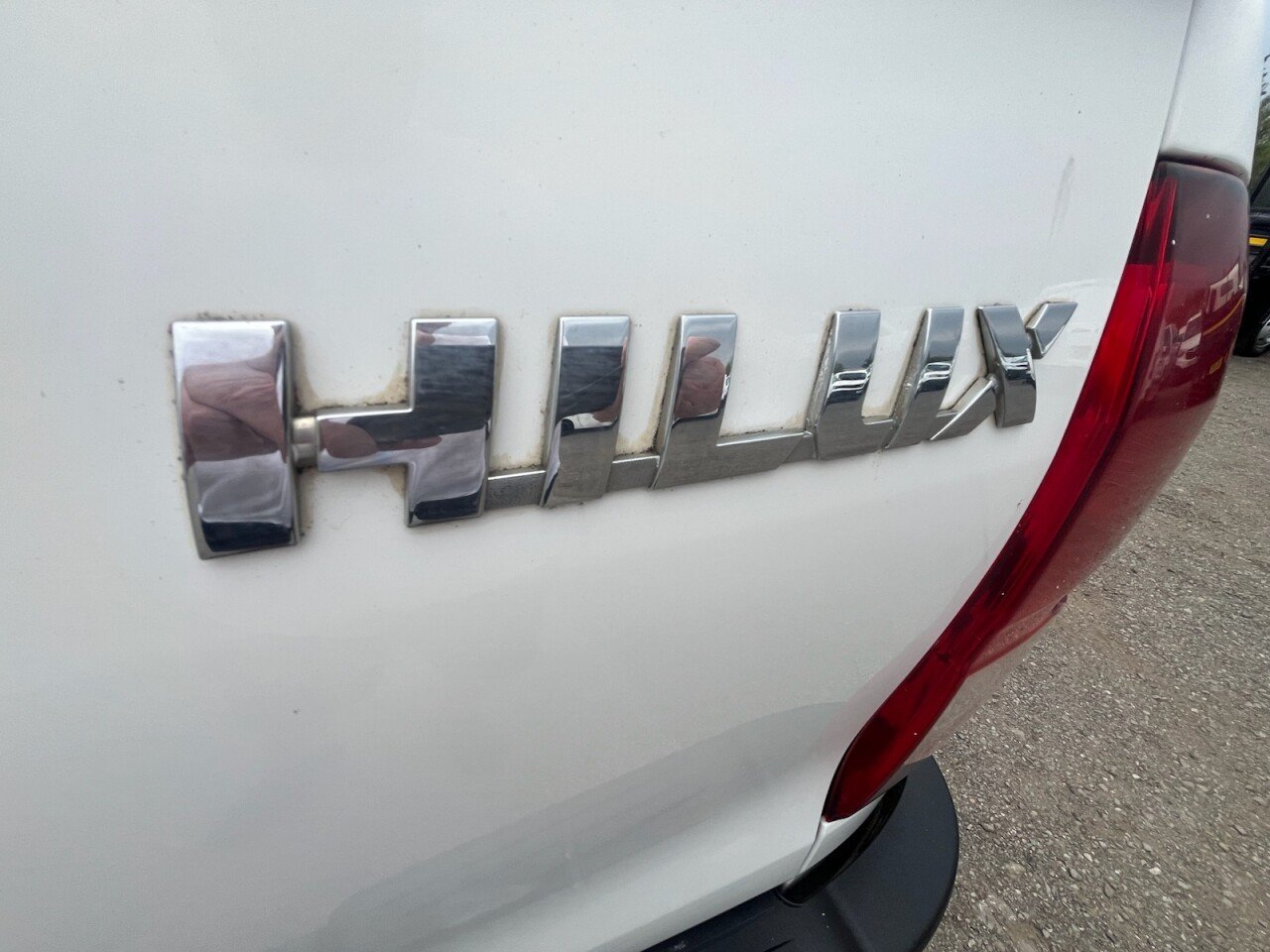 2017 Toyota Hilux Double Cab PickUp Van — photo 2 of 12