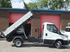2021 Iveco Daily Tipper Van — side view