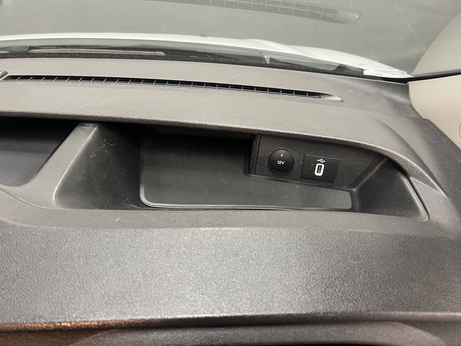 2022 Ford Transit Custom Panel Van — photo 12 of 12