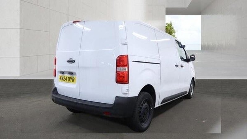2024 Citroen Dispatch Panel Van — photo 3 of 7