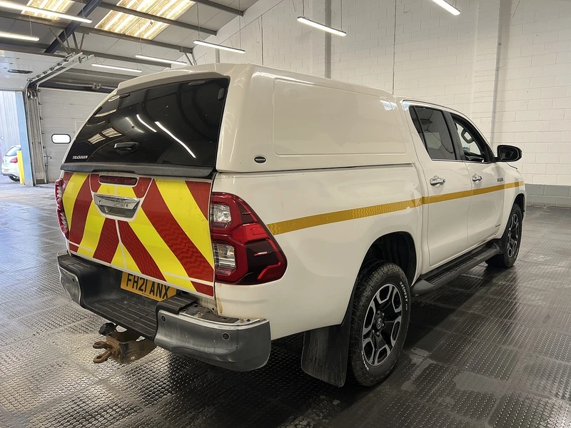 2021 Toyota Hilux Double Cab PickUp Van