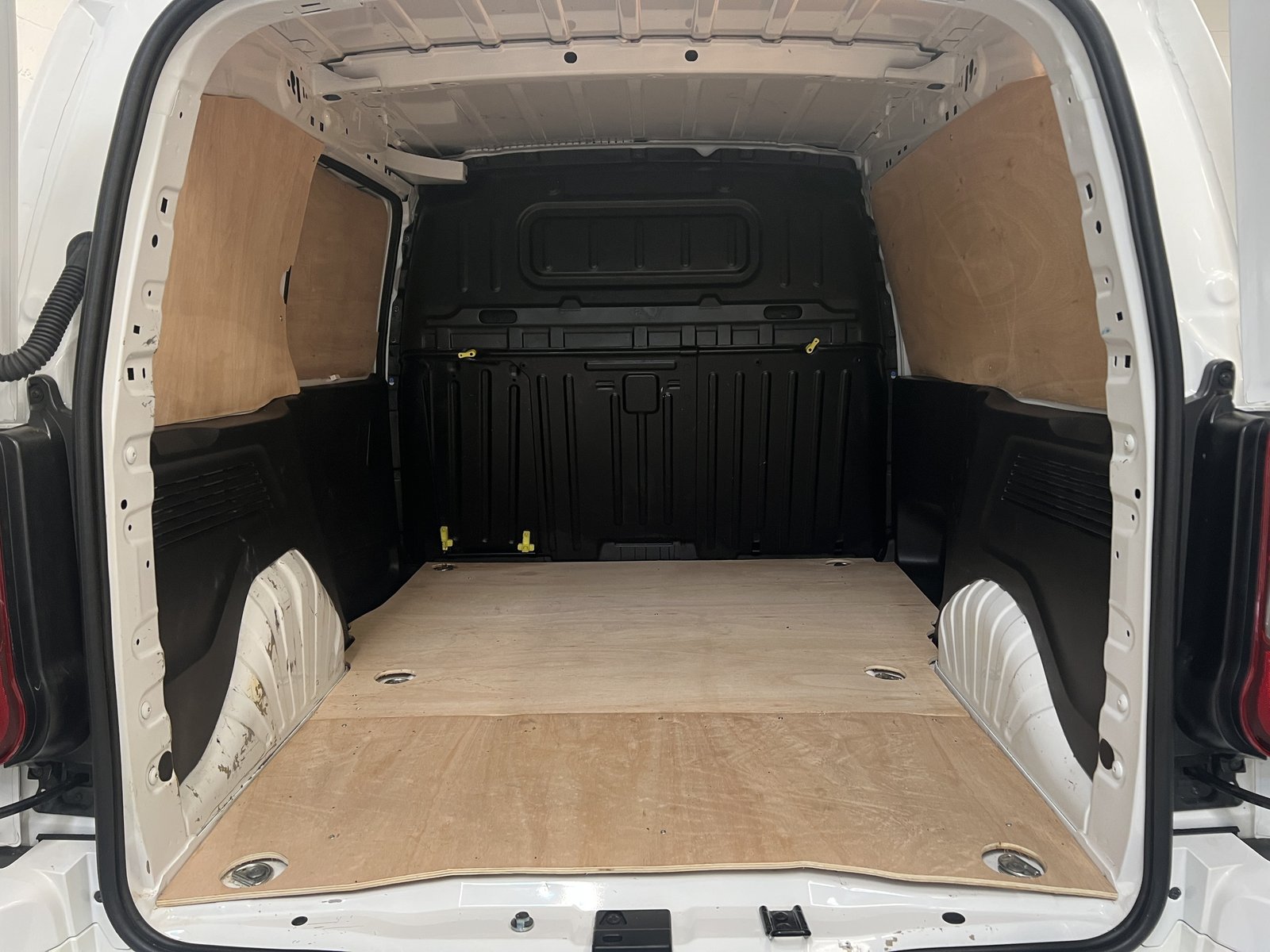 2021 Vauxhall Combo Panel Van — photo 19 of 19