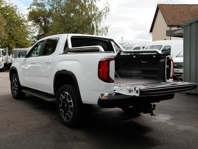2024 Volkswagen Amarok PickUp Van