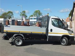 2023 Iveco Daily Tipper Van — side view