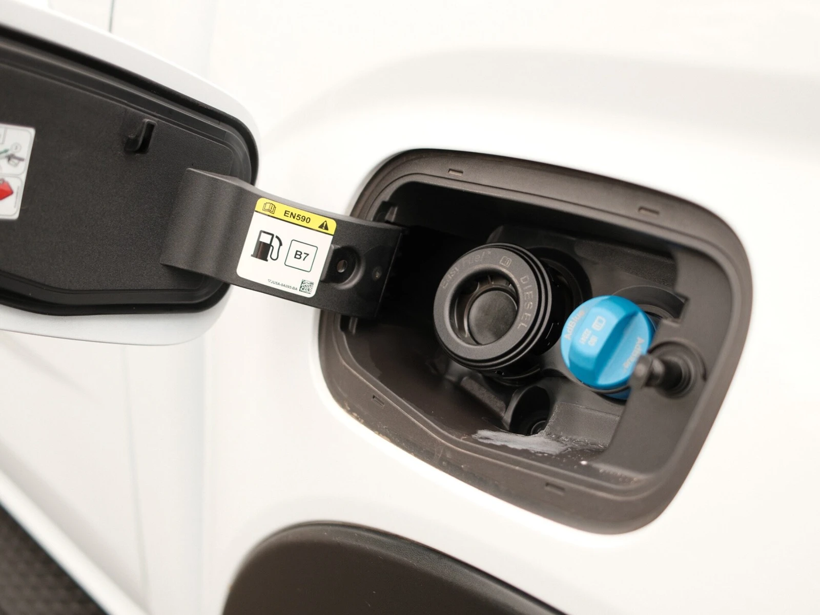 2024 Volkswagen Amarok PickUp Van — detail