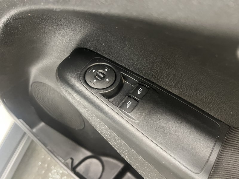 2022 Ford Transit Courier Panel Van — photo 2 of 15