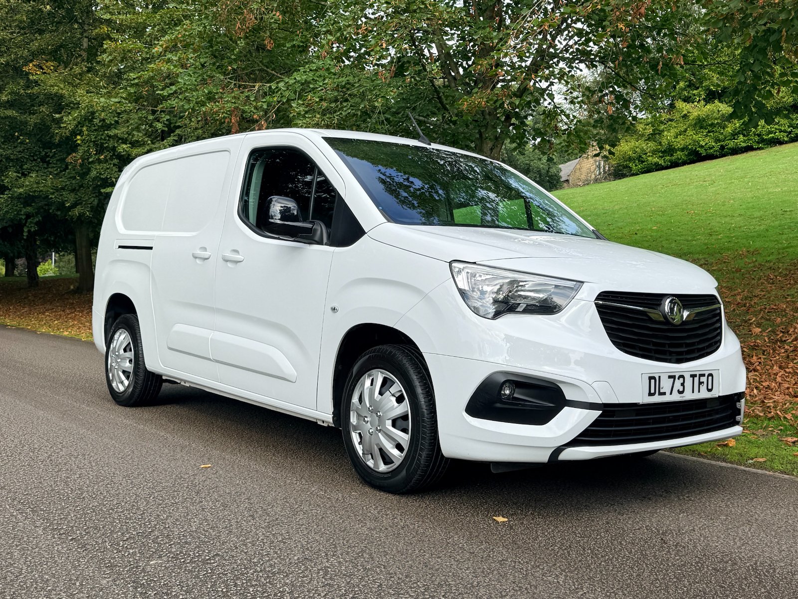 2023 Vauxhall Combo Panel Van — photo 1 of 1