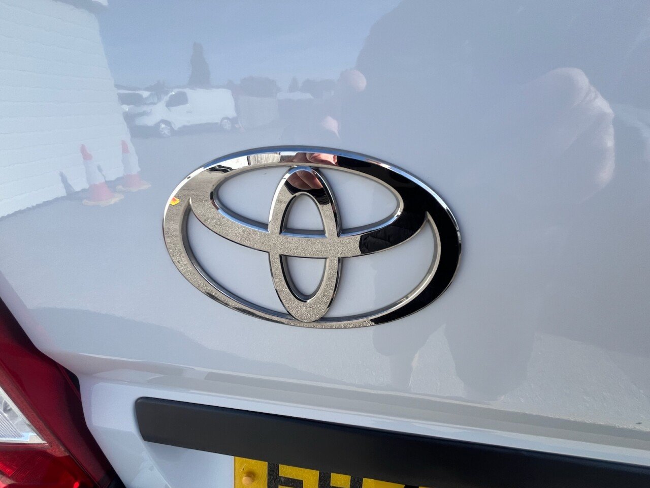 2025 Toyota Proace Max High Roof Panel Van — photo 2 of 4