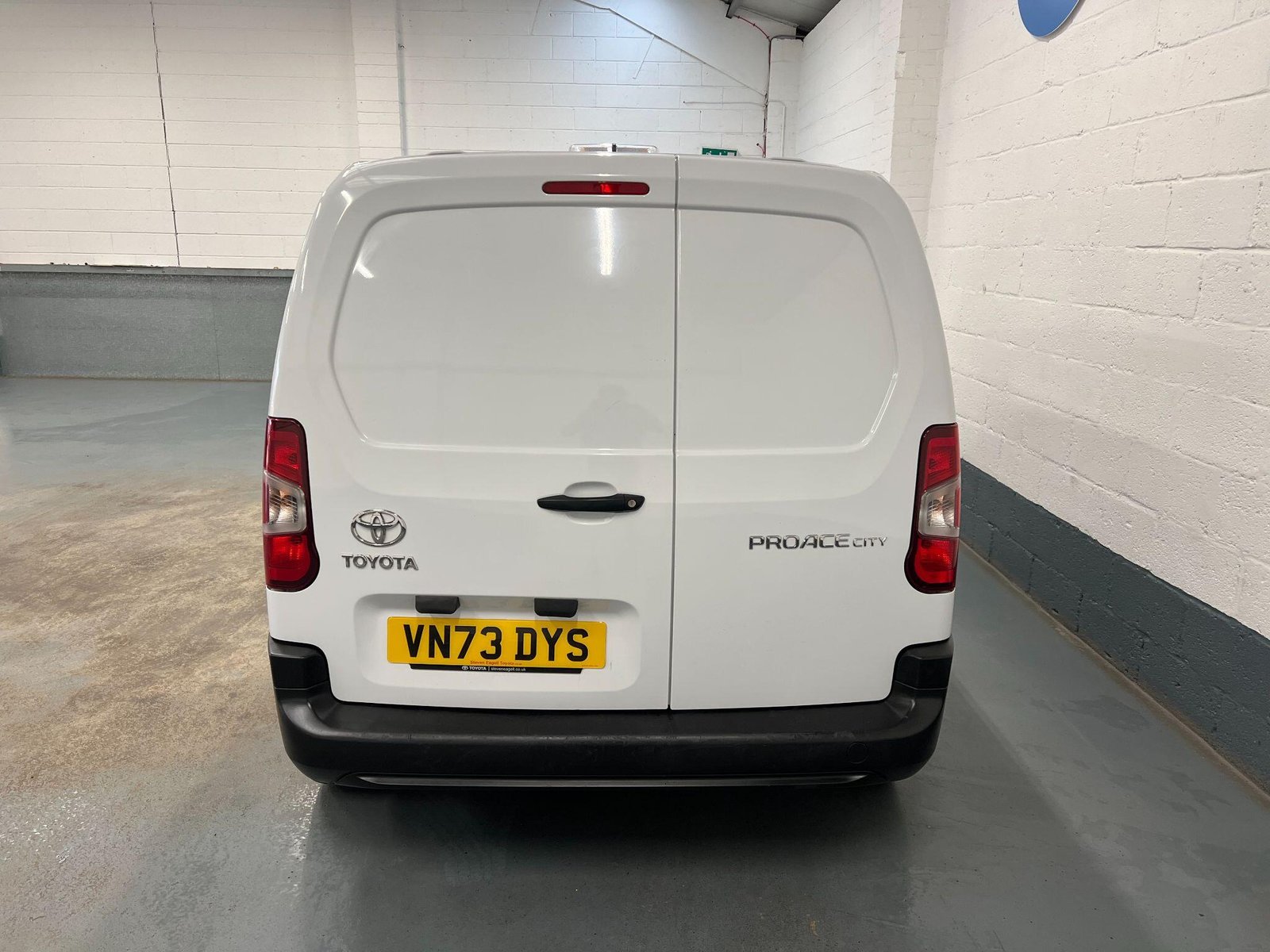 2023 Toyota Proace City Panel Van — photo 1 of 16