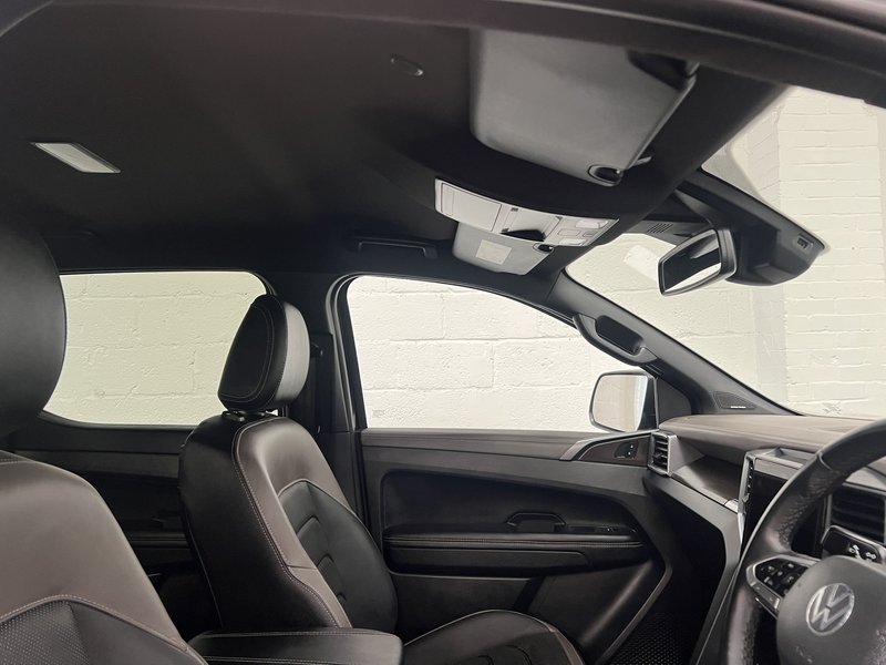 2024 Volkswagen Amarok Double Cab PickUp Van — photo 3 of 24