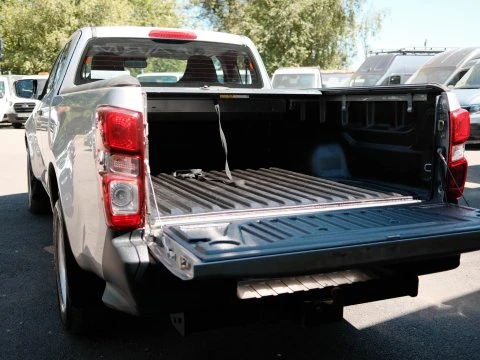 2021 Isuzu D Max PickUp Van — photo 1 of 33