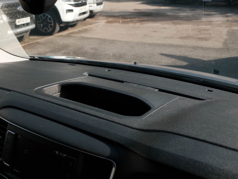 2023 Citroen Dispatch Panel Van — photo 3 of 21
