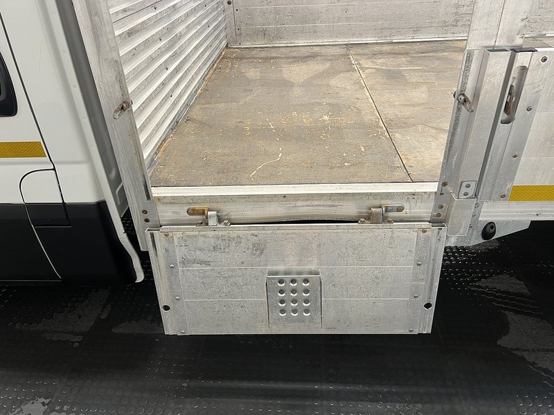 2023 Iveco Daily Dropside Van — rear three-quarter view