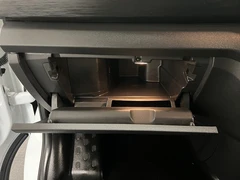 2022 Renault Trafic Luton Low Loader Van — cab interior
