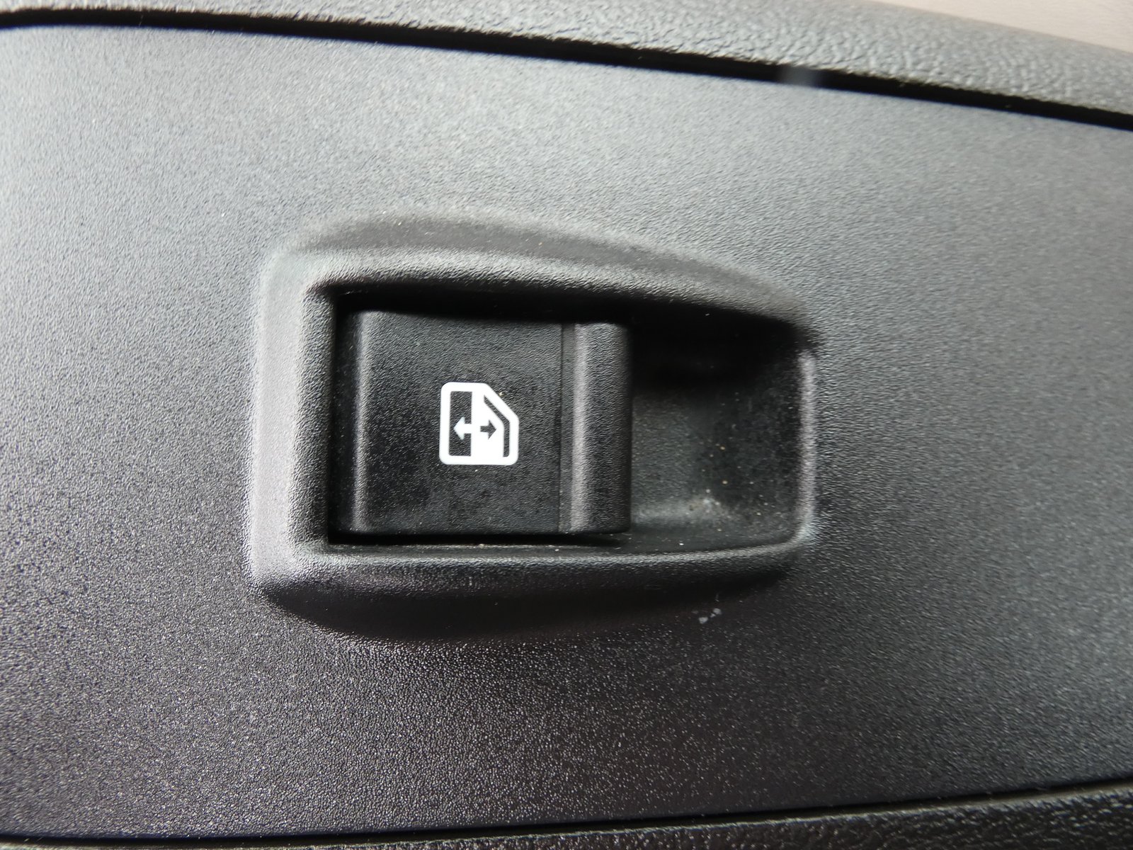 2018 Peugeot Boxer Panel Van — photo 17 of 17
