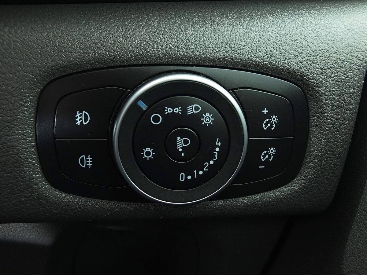 2021 Ford Transit Custom Panel Van — photo 2 of 14