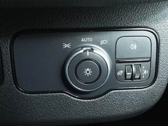 2023 Mercedes-Benz Sprinter Luton Box Van — detail