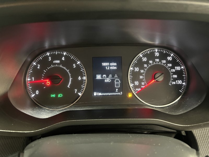 2024 Renault Trafic High Roof Panel Van — photo 2 of 15