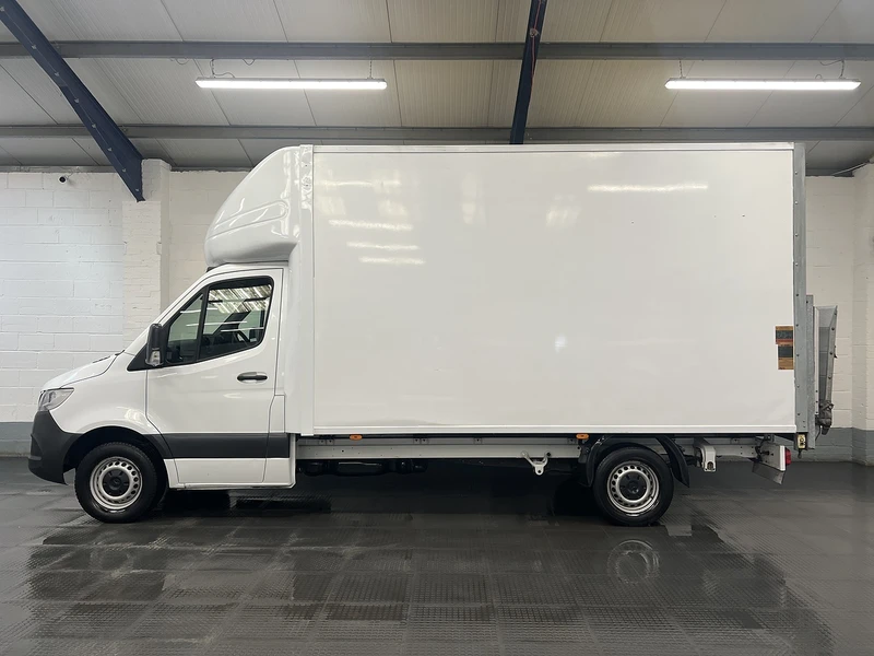 2018 Mercedes-Benz Sprinter Luton Box Van